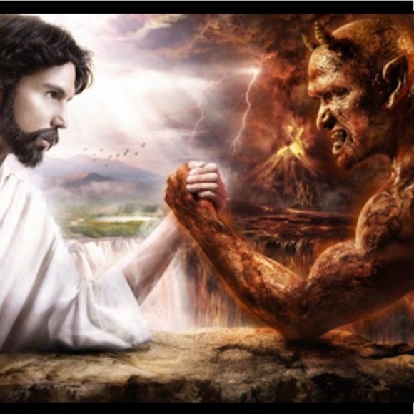 Meet your Poshers, DaPursePlace! - Picture 10 of 15